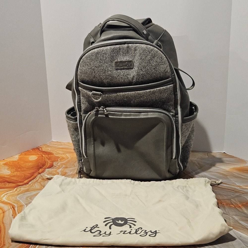 Itzy Ritzy Grayson Boss Plus Backpack Diaper Bag Gray Changing Pad Stroller
